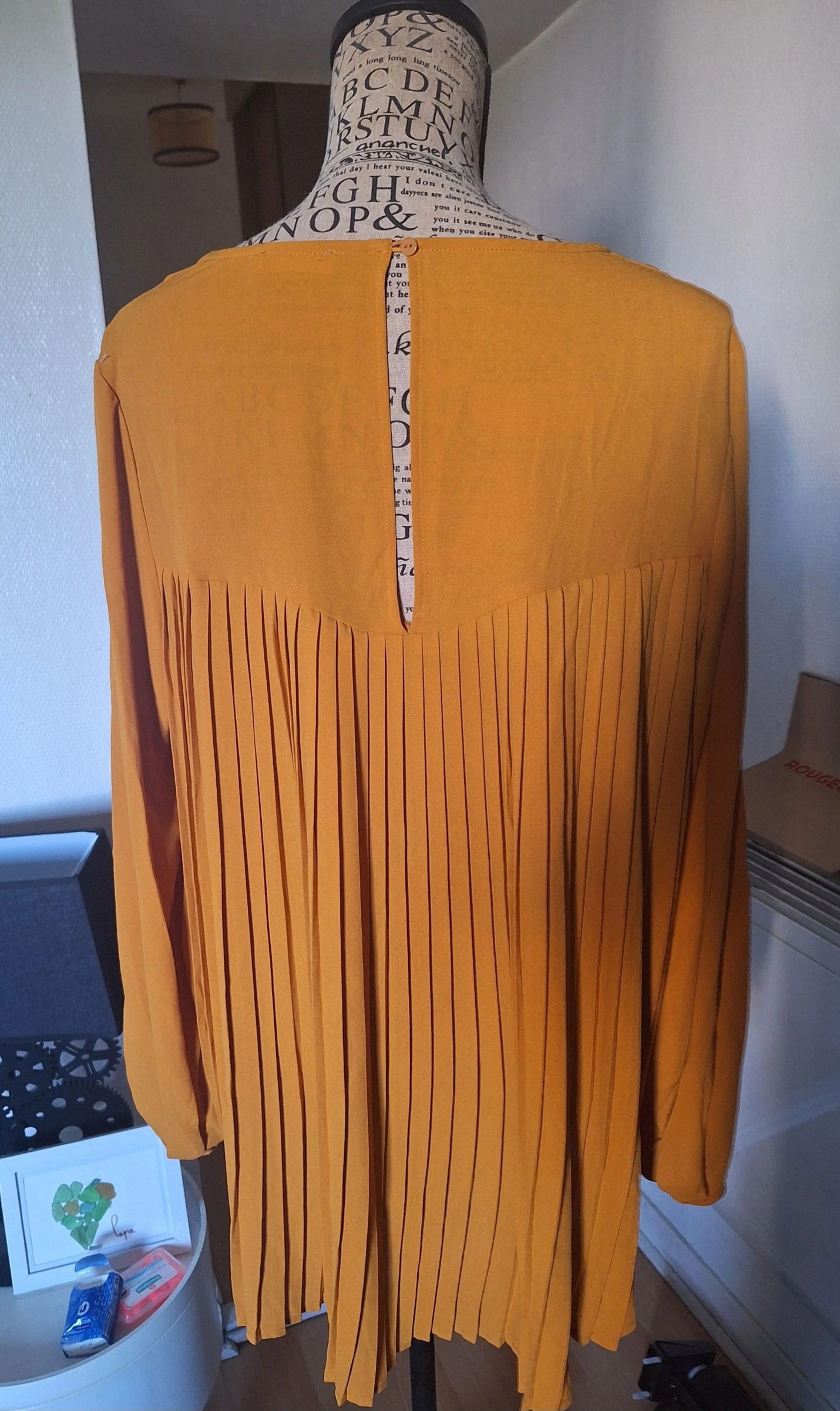 Hermosa blusa cache cache talla 38 – photo 2